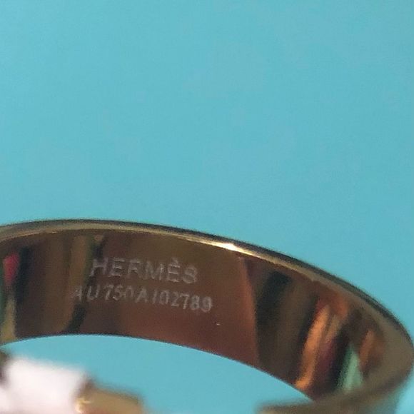 New “H” Harmony & Happiness Titanium Steele Buckle Gold & White Fashion Ring - Picture 5 of 7